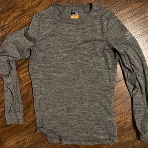 ICEBREAKER 200weight base layer